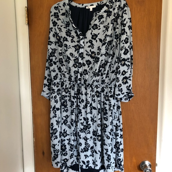 DR2 Dresses & Skirts - The PERFECT dress